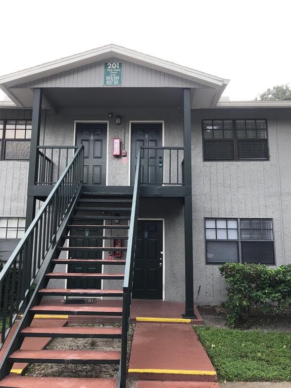 201 PINE VIOLET COURT UNIT 201 TAMPA, FL 33612