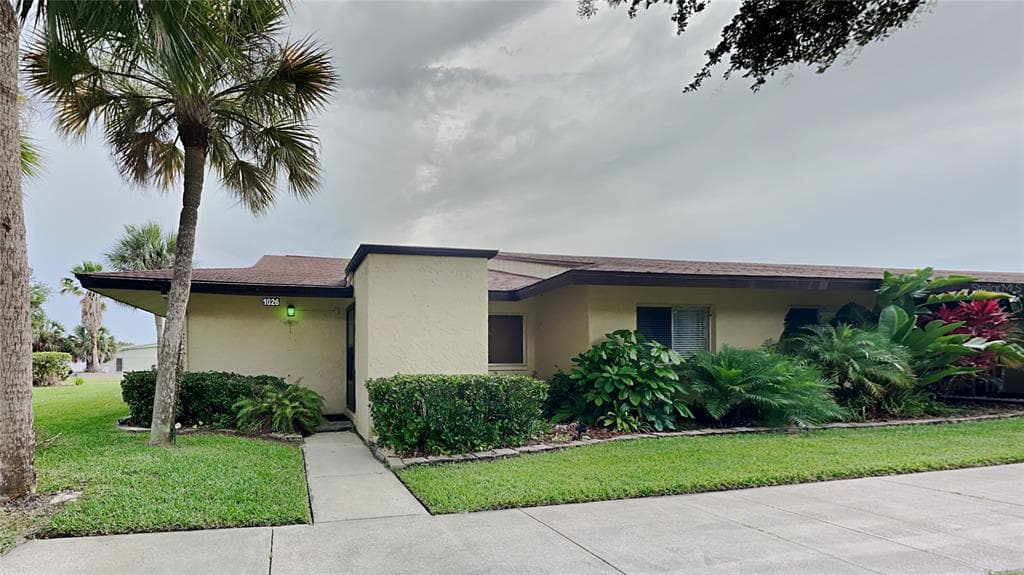 1026 10TH CIRCLE SE LARGO, FL 33771