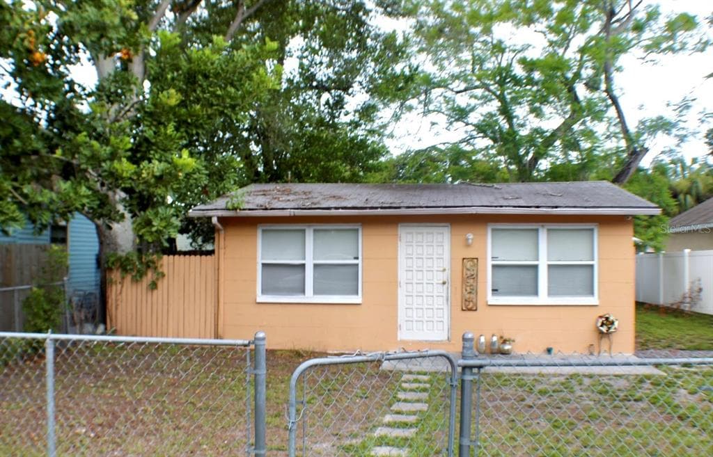 5604 43RD STREET N ST PETERSBURG, FL 33714