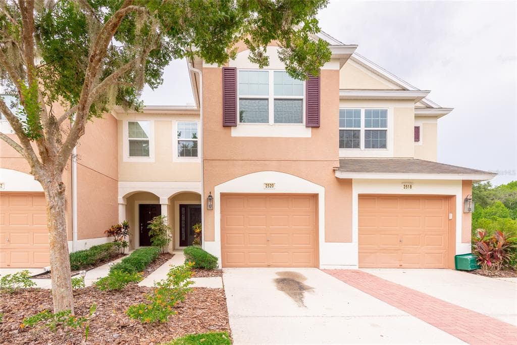 2520 GLENRISE PLACE WESLEY CHAPEL, FL 33544