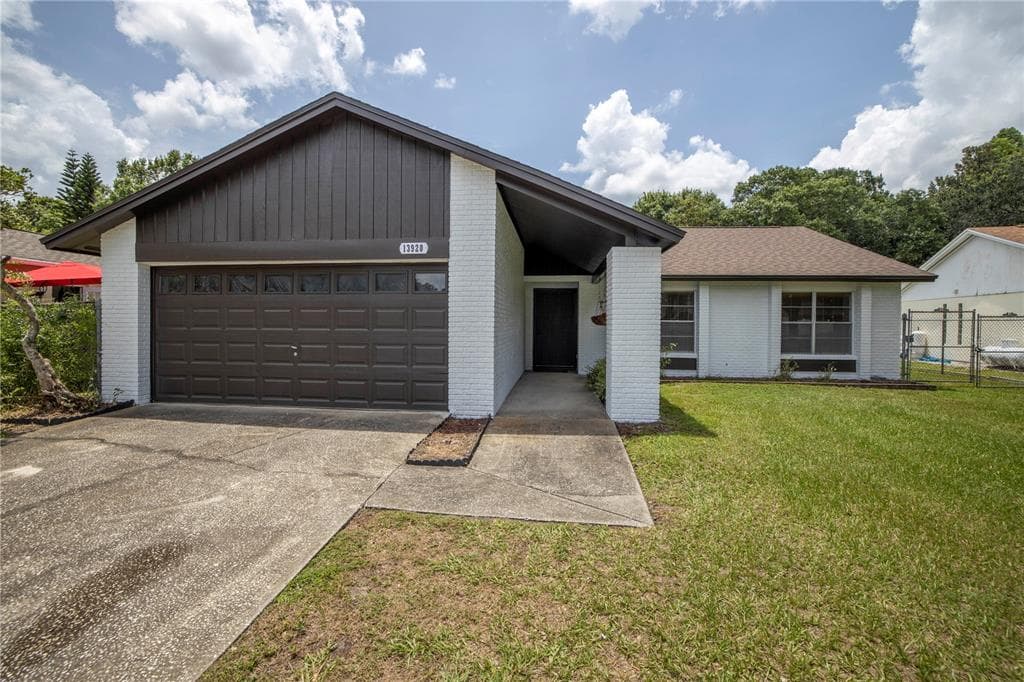 13920 CHERRY CREEK DRIVE TAMPA, FL 33618