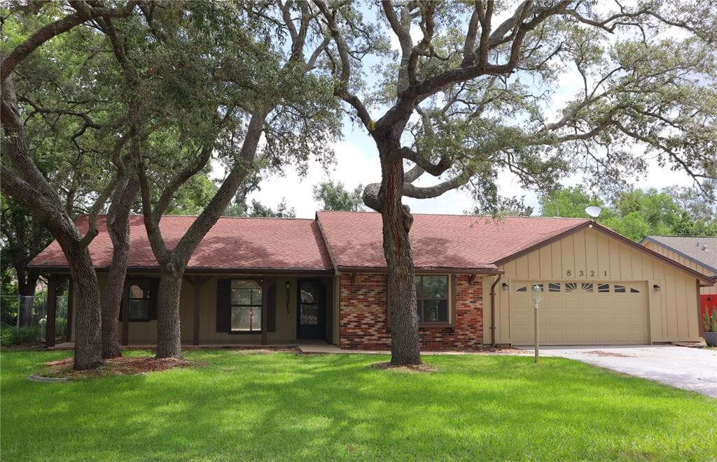 8321 PHILADELPHIA AVENUE SPRING HILL, FL 34608