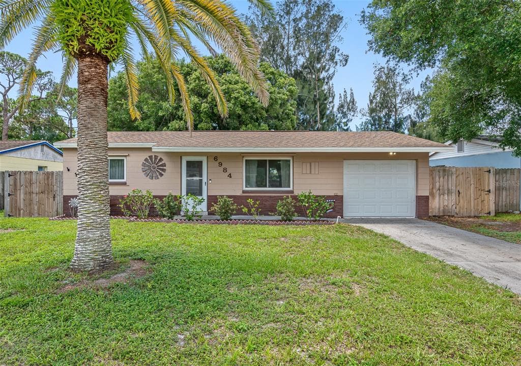 6984 77TH TERRACE N