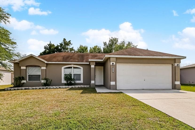 814 MOUNTBATTEN LANE KISSIMMEE, FL 34758