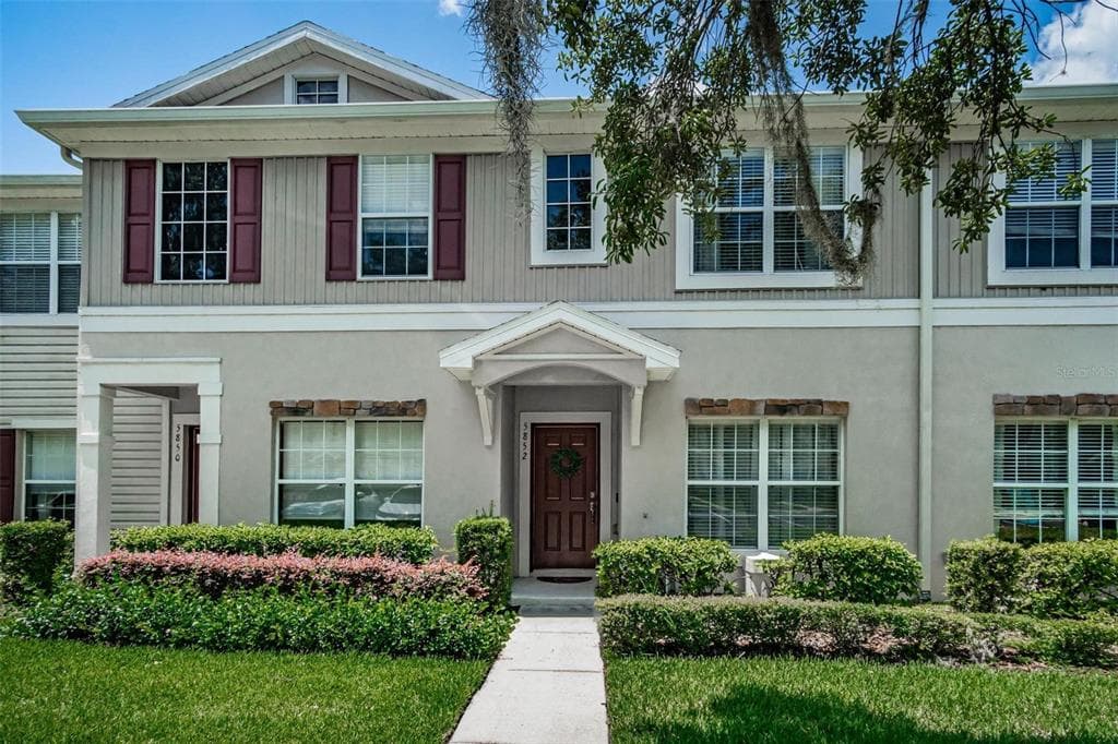 5852 FISHHAWK RIDGE DRIVE LITHIA, FL 33547