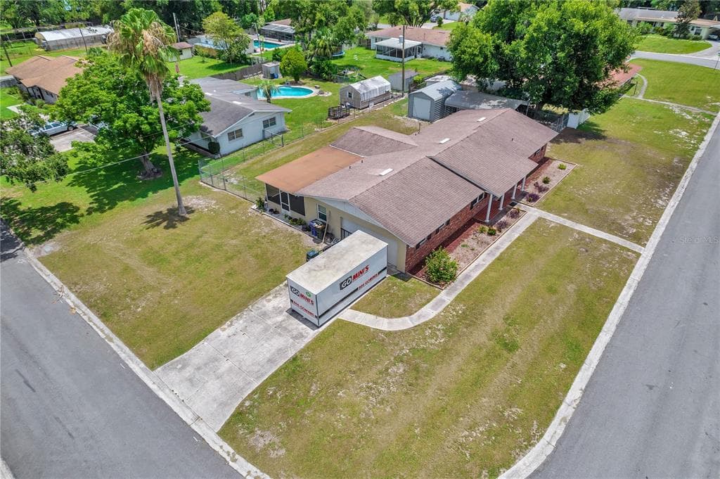 504 MONTGOMERY AVENUE LAKELAND, FL 33801
