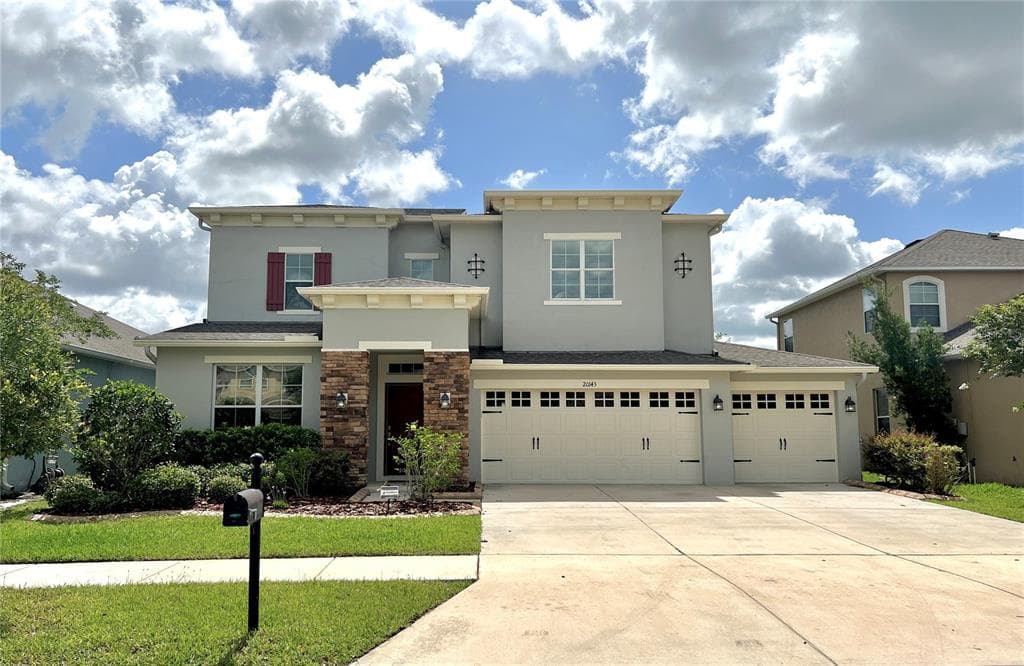 20143 OAKFLOWER AVENUE TAMPA, FL 33647
