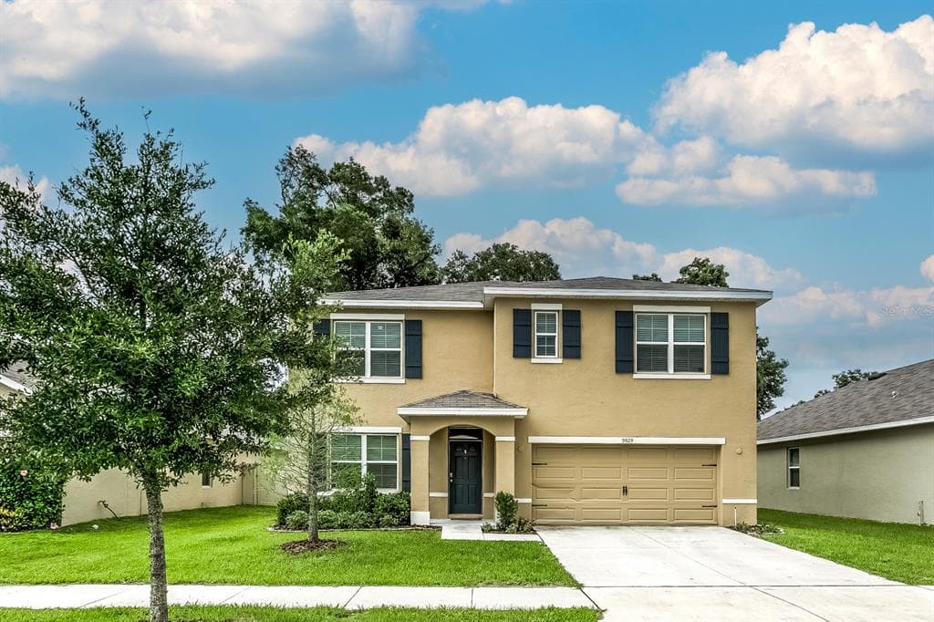 9929 WARM STONE ST THONOTOSASSA, FL 33592