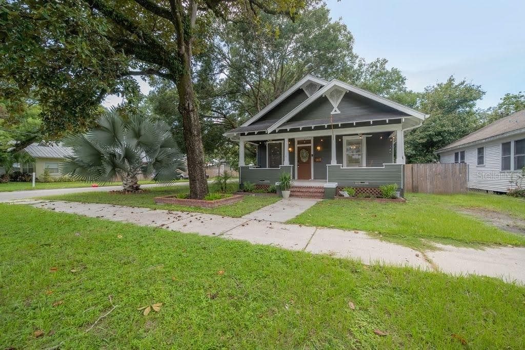 3702 N ARLINGTON AVENUE TAMPA, FL 33603