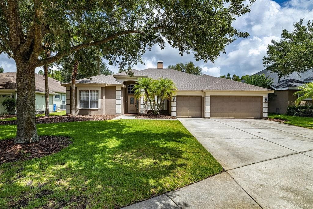 19808 SUNSPLASH LANE