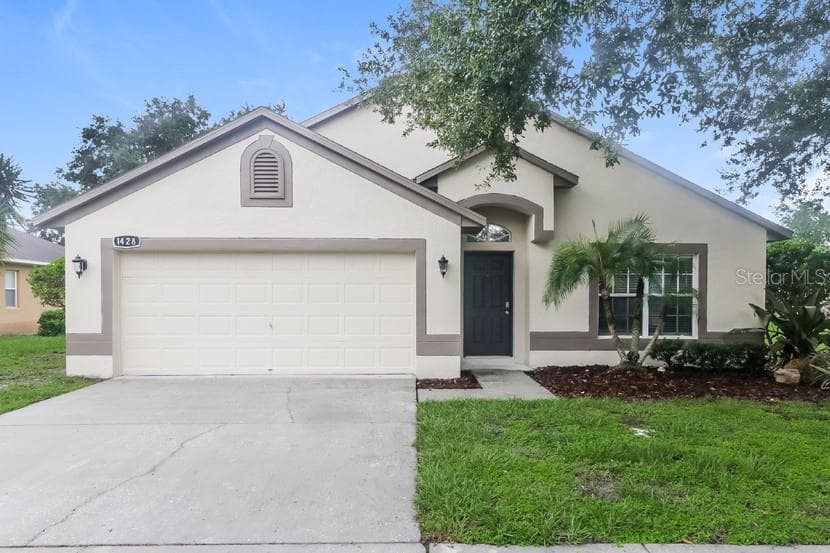 1428 LAKE SHORE RANCH DRIVE SEFFNER, FL 33584