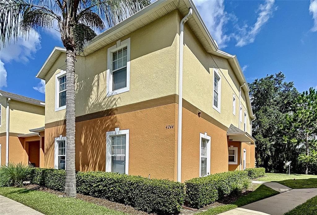 4244 BIRCH POND LOOP LAKELAND, FL 33812