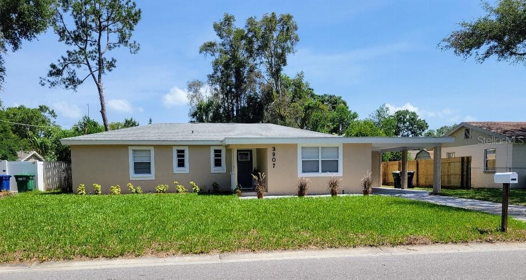 3907 W ROGERS AVENUE TAMPA, FL 33611