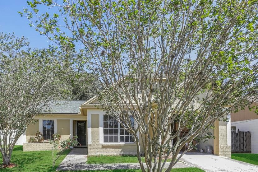 224 REGAL PARK DRIVE VALRICO, FL 33594