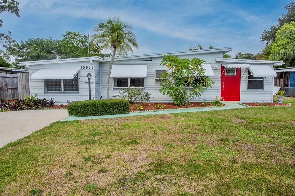 10949 105TH STREET LARGO, FL 33773