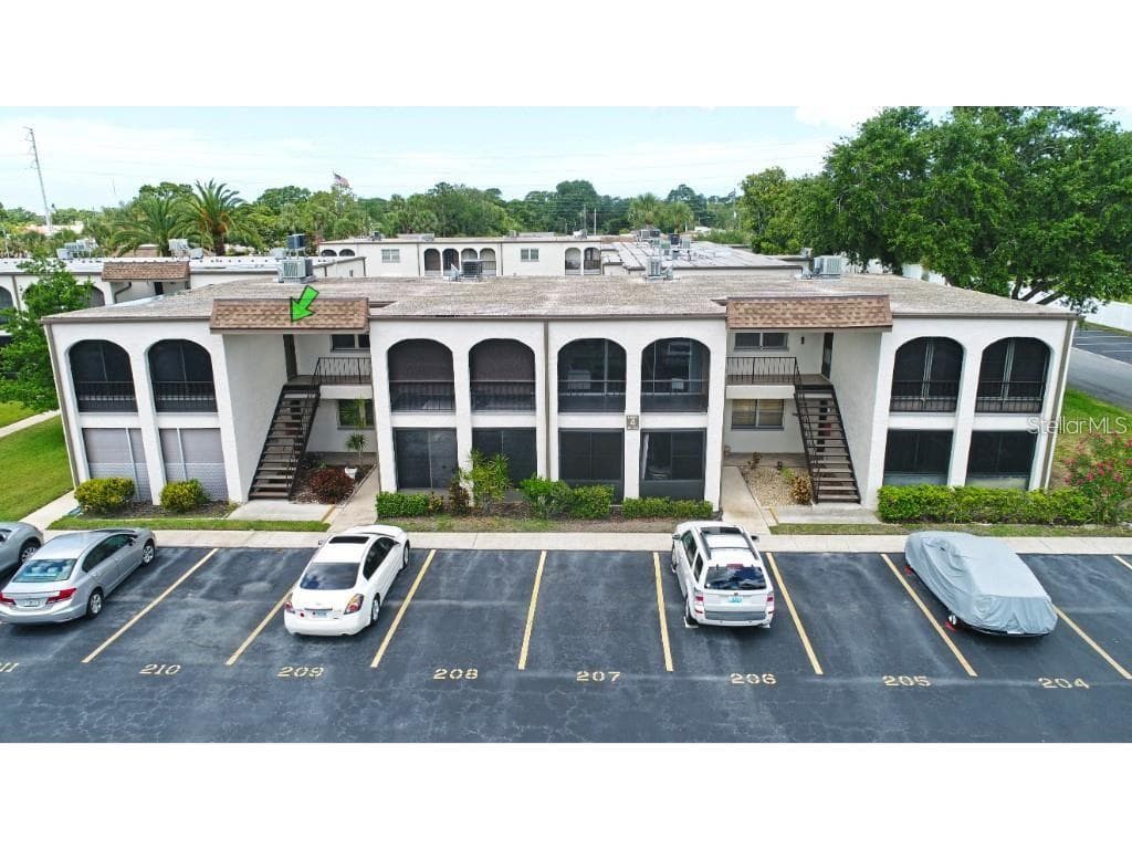 7701 STARKEY ROAD UNIT 206 SEMINOLE, FL 33777
