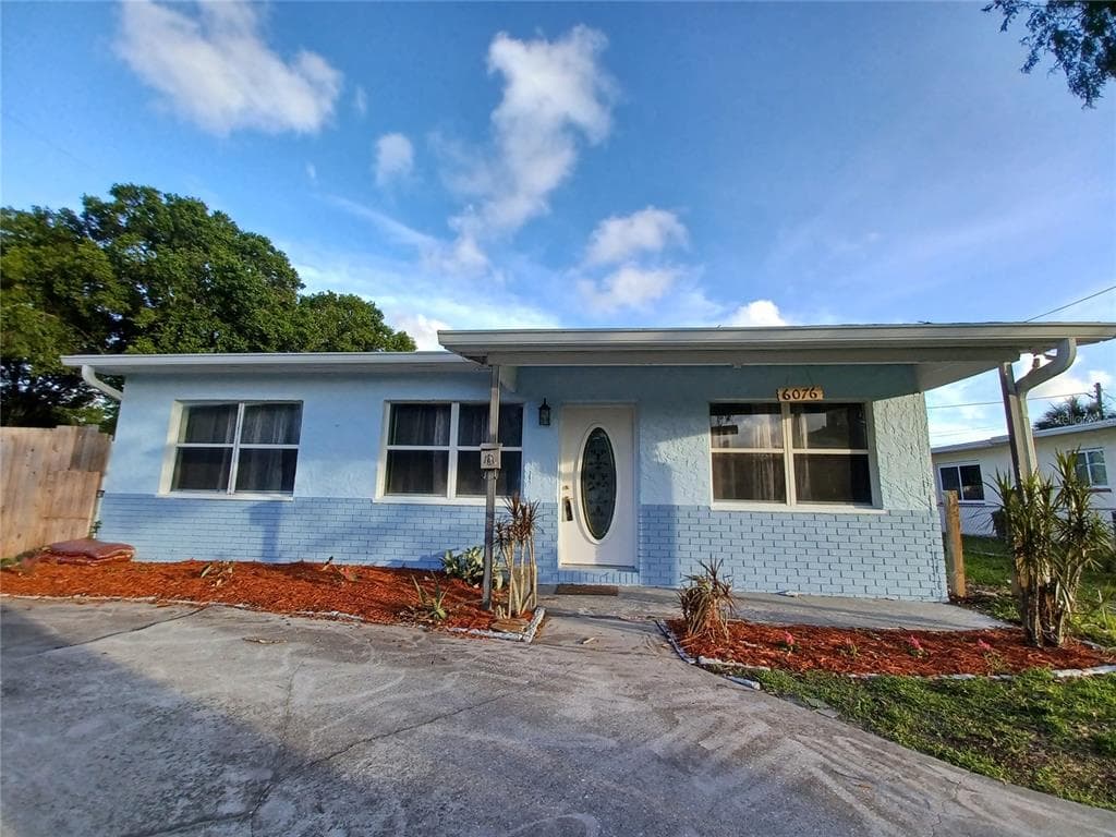 6076 71ST AVENUE N PINELLAS PARK, FL 33781