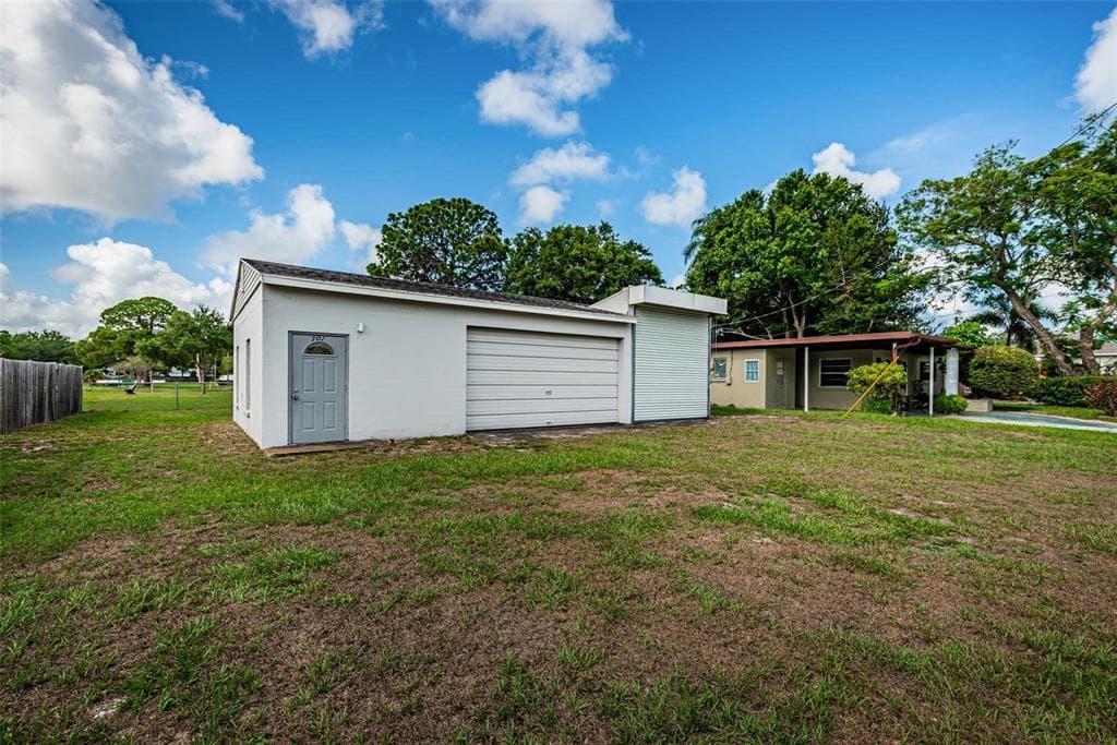 701 ATHENS STREET DUNEDIN, FL 34698
