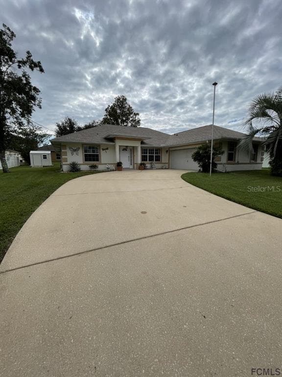 18 FREEPORT LANE PALM COAST, FL 32137