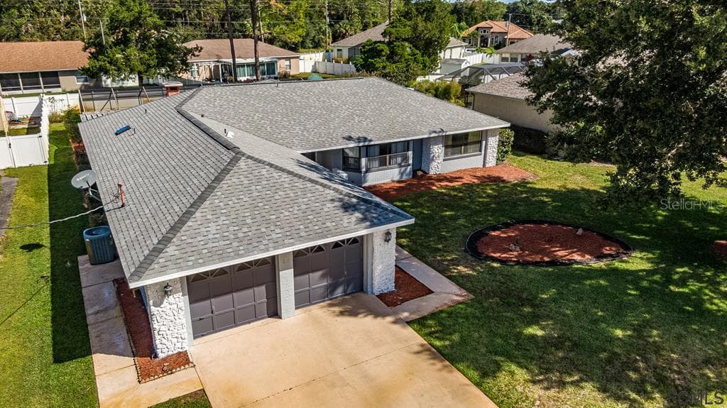 22 WESTMILL LANE PALM COAST, FL 32164