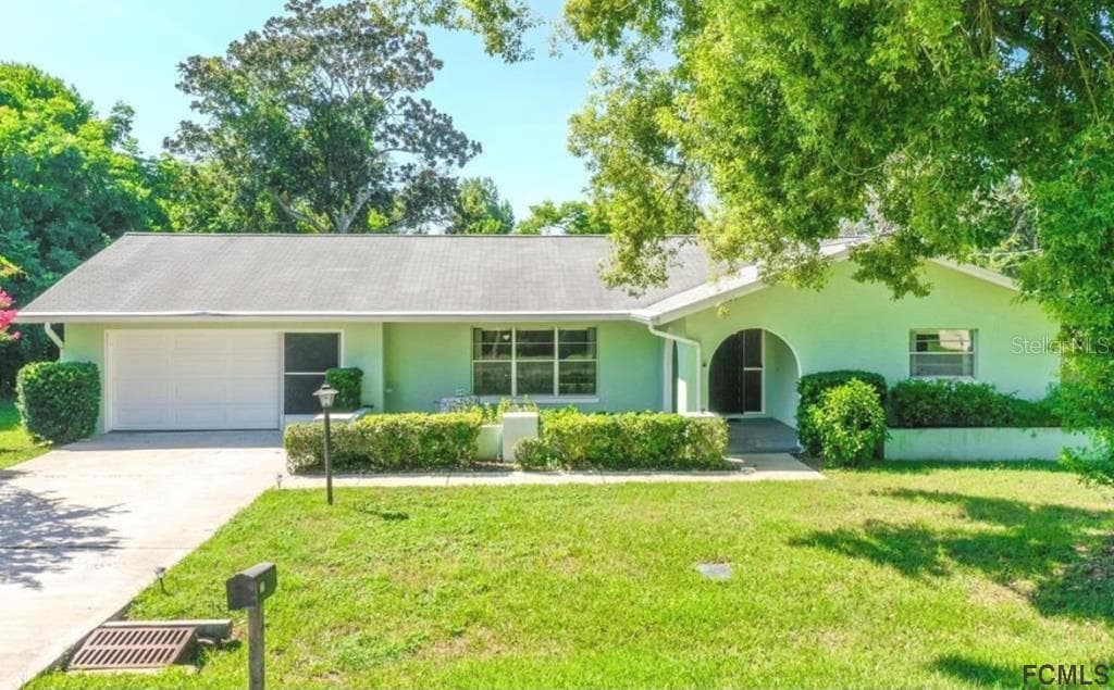 22 FELTER LANE PALM COAST, FL 32137
