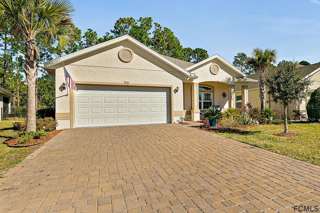 19 PARK PLACE CIRCLE PALM COAST, FL 32136
