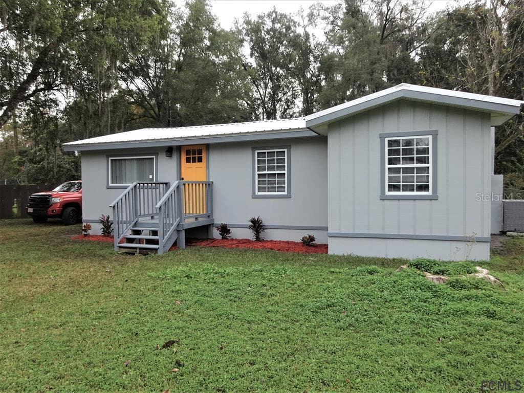 203 HIGGINS STREET PALATKA, FL 32177