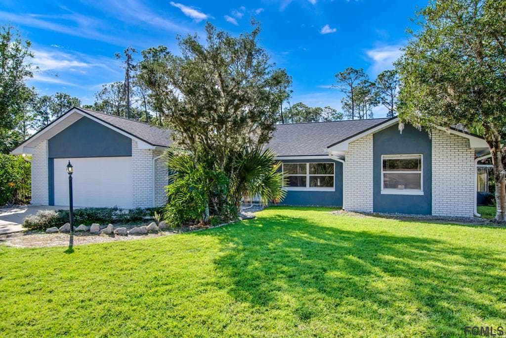 16 WALTON PLACE PALM COAST, FL 32164