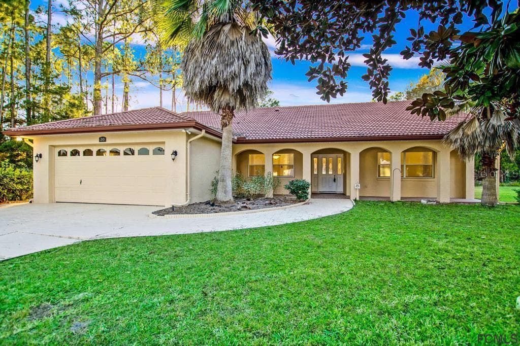 30 PINETREE DRIVE PALM COAST, FL 32164