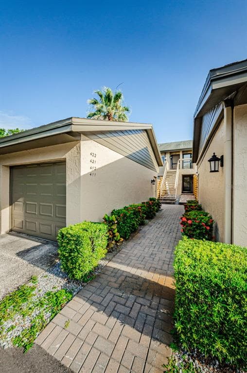 3157 LANDMARK DRIVE UNIT 421 CLEARWATER, FL 33761