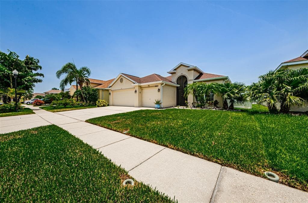 514 YORK DALE DRIVE RUSKIN, FL 33570