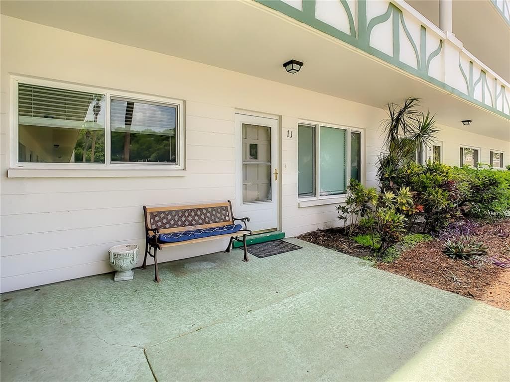 2471 SUMATRAN WAY UNIT 11 CLEARWATER, FL 33763