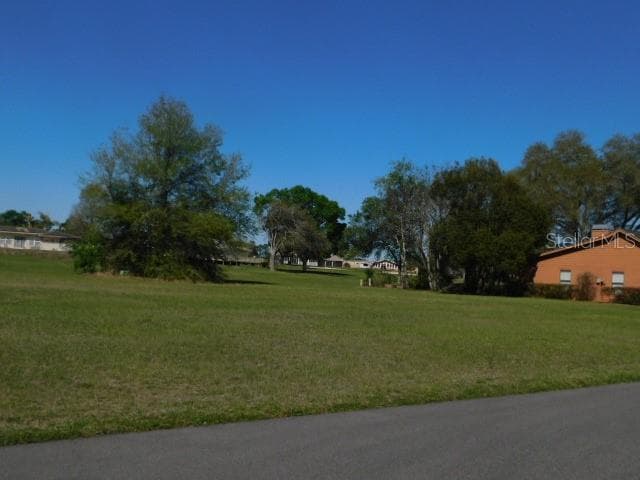 6041 SUNDOWN DRIVE RIDGE MANOR, FL 33523