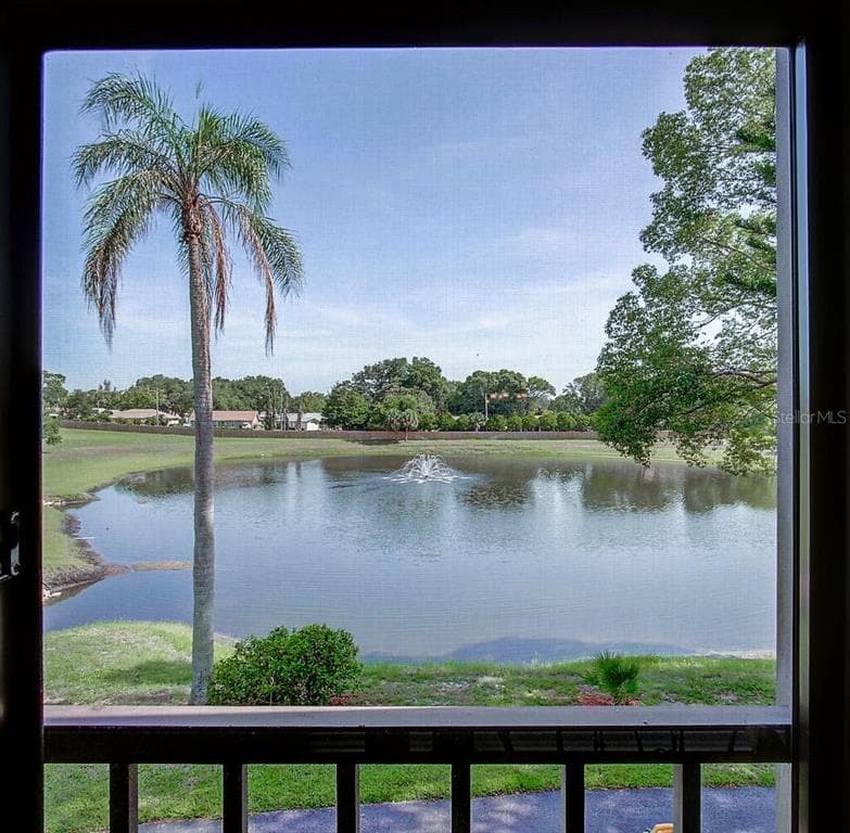 2677 PINE RIDGE WAY N UNIT B2 PALM HARBOR, FL 34684
