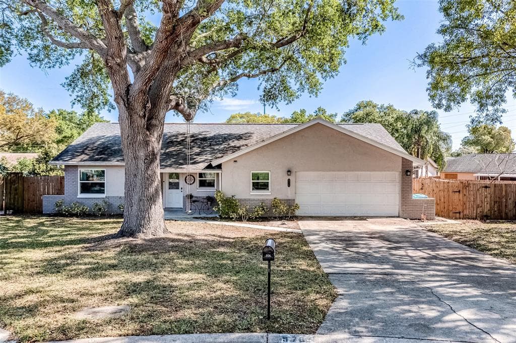 976 WICKS DRIVE PALM HARBOR, FL 34684