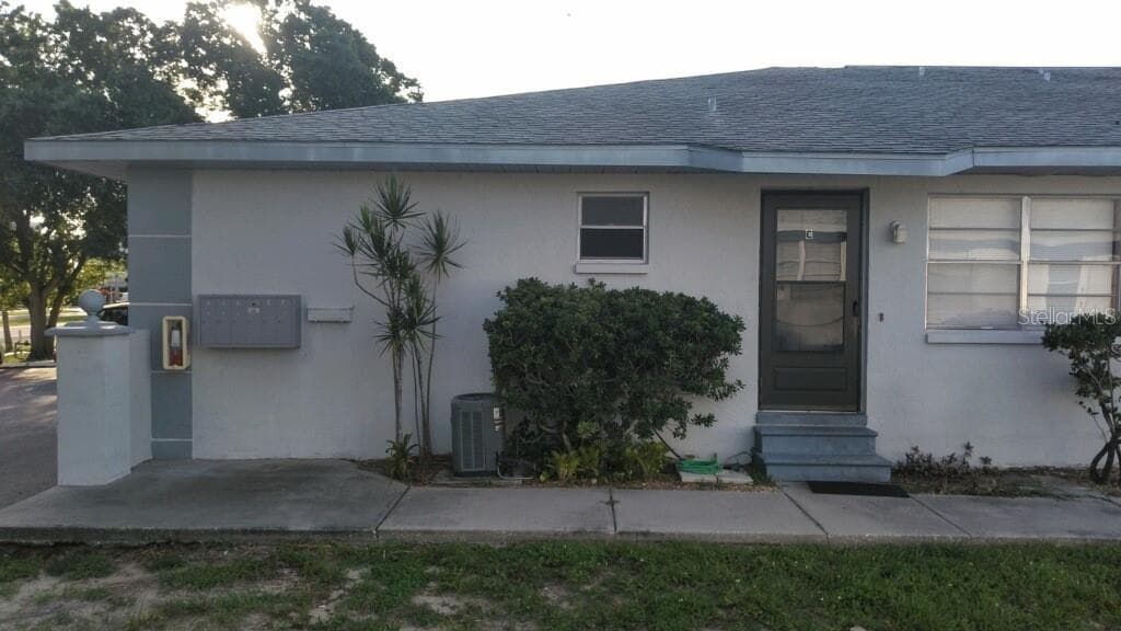 1045 APOLLO BEACH BOULEVARD UNIT C APOLLO BEACH, FL 33572