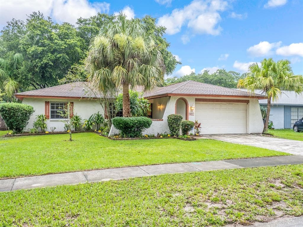 13812 CAPITOL DRIVE TAMPA, FL 33613