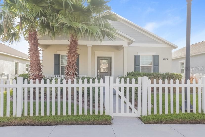 8724 FORGET ME NOT COURT LAND O LAKES, FL 34637