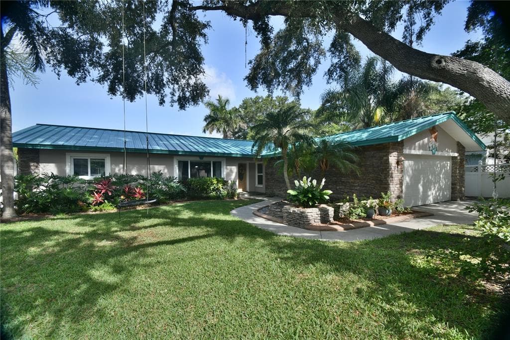 2134 BEECHER ROAD
