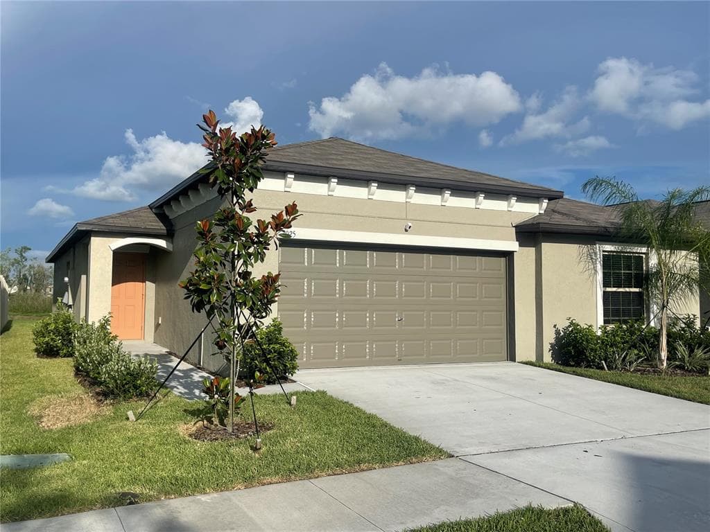 7025 KING CREEK DRIVE SUN CITY CENTER, FL 33573