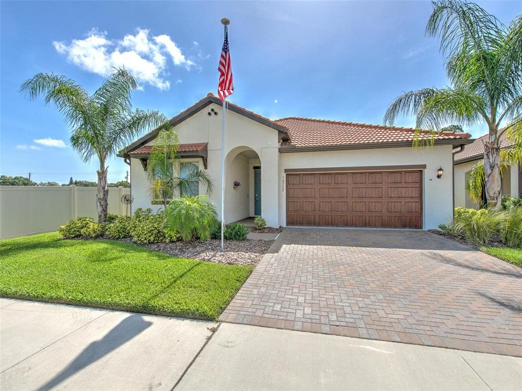 16752 WHISPER ELM STREET WIMAUMA, FL 33598