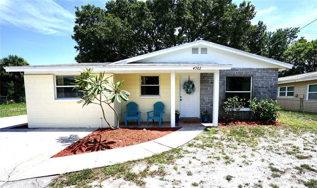 4502 W ROGERS AVENUE TAMPA, FL 33611