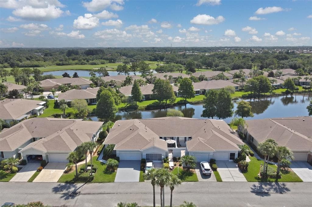 730 TREMONT GREENS LANE SUN CITY CENTER, FL 33573
