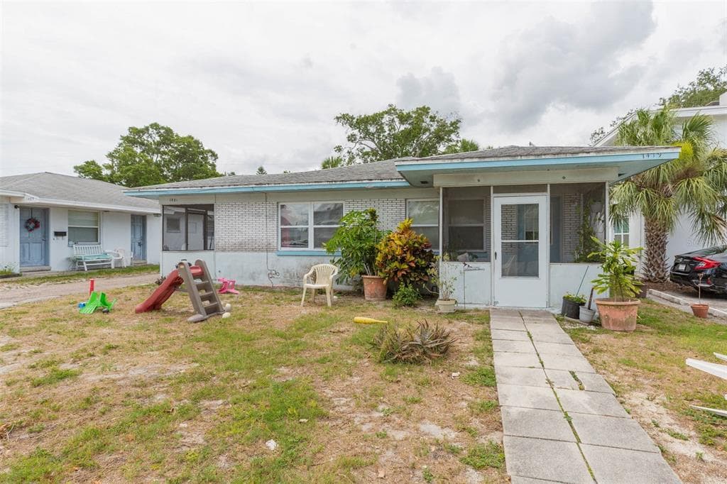 1481 GROVE STREET CLEARWATER, FL 33755