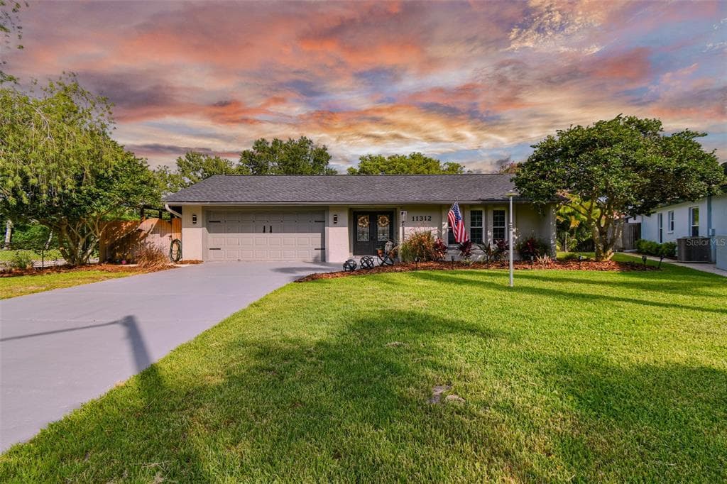 11312 ROBERT DRIVE SEMINOLE, FL 33778