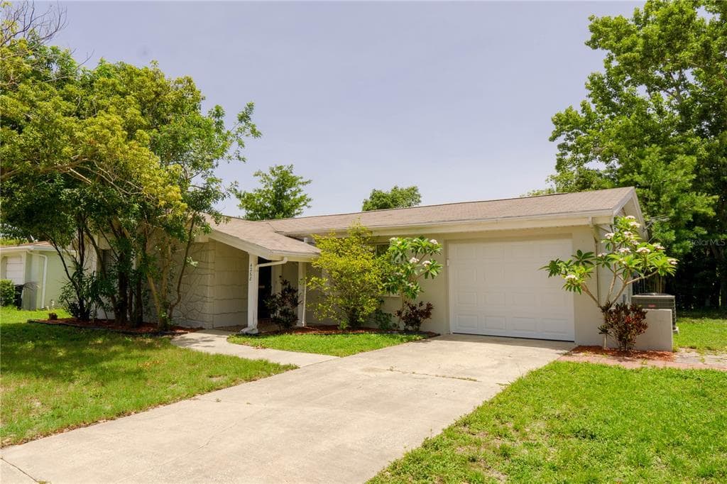 4268 WOODSVILLE DRIVE NEW PORT RICHEY, FL 34652