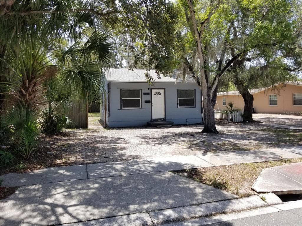 1948 45TH STREET S ST PETERSBURG, FL 33711