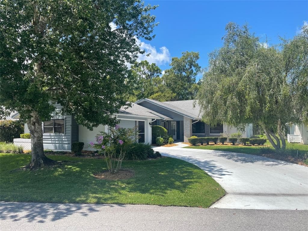 28 S MASTERS DRIVE HOMOSASSA, FL 34446