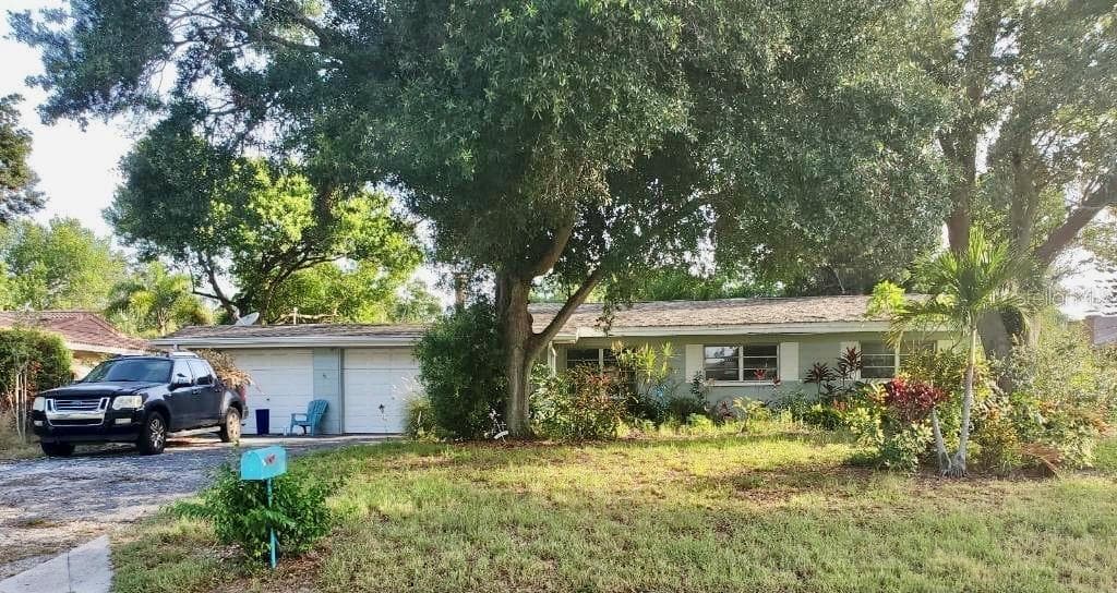 11761 83RD AVENUE SEMINOLE, FL 33772