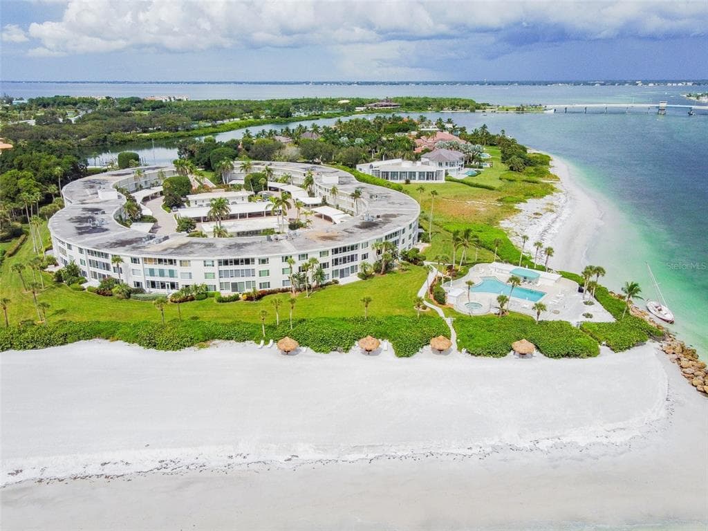 100 SANDS POINT ROAD UNIT 202 LONGBOAT KEY, FL 34228